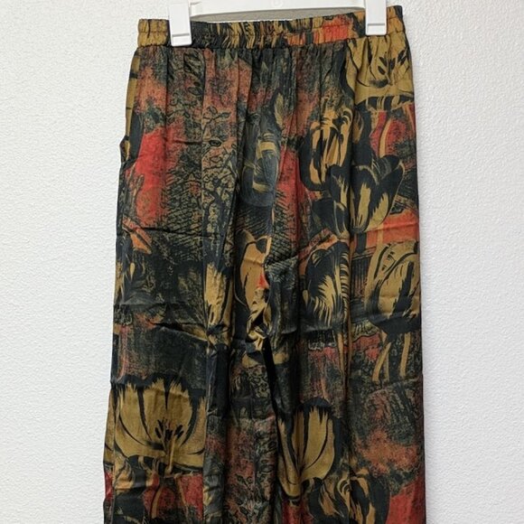 Vicky and Lucas Red with Black and Brown Floral Printed Design 2n1 Coord Set - L - Picture 3 of 8